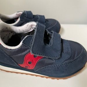 Saucony low pro jazz navy and red, toddler 7.5M